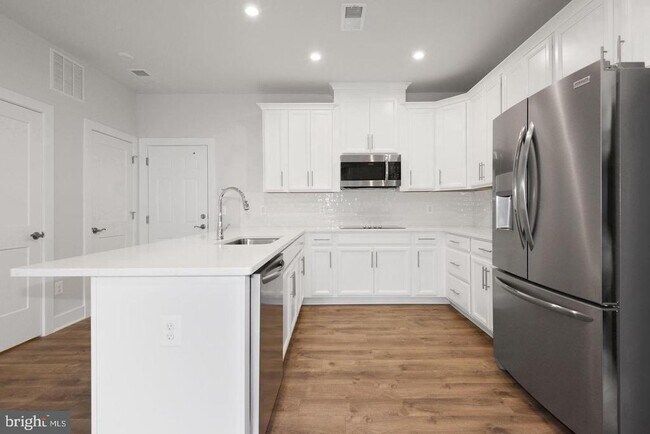 Building Photo - 1626 Bandit Loop