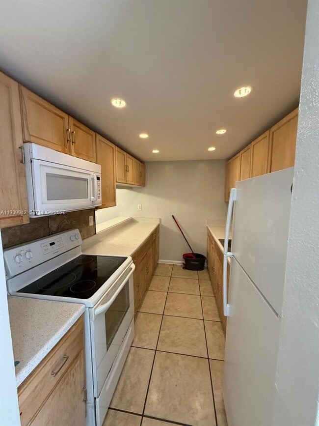 Building Photo - 1820 N Congress Ave