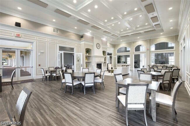 Building Photo - 5848 Ferrara Dr