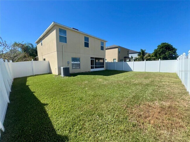 Building Photo - 2120 Song Sparrow Ct