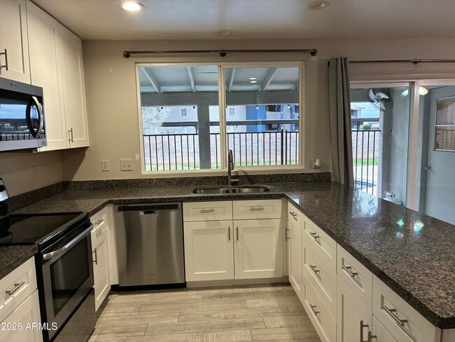 Building Photo - 6713 W Carol Ave