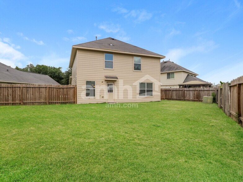 Building Photo - 910 Redcrest Springs Ct