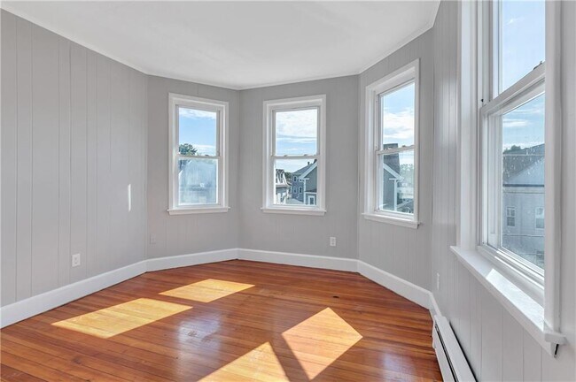 Building Photo - 111 Pocasset Ave