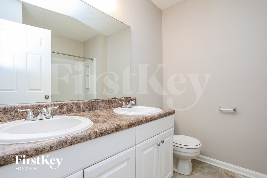 Building Photo - 7344 Berkshire Downs Dr