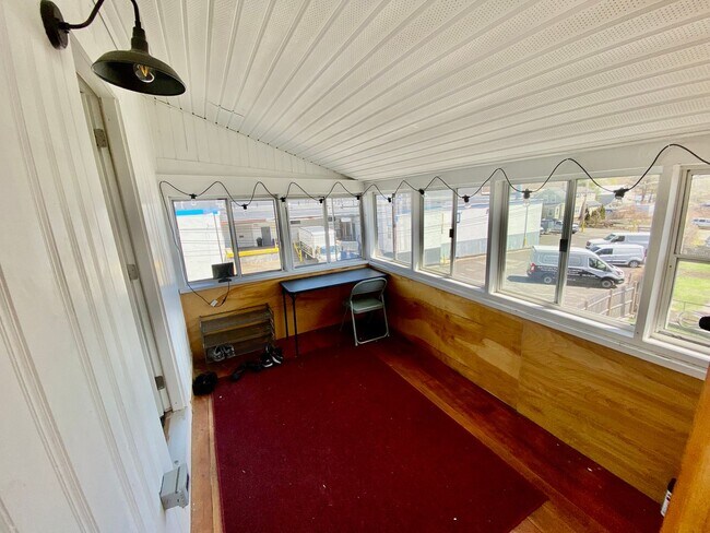 Building Photo - Spacious Condominium– Modern Comfort in th...