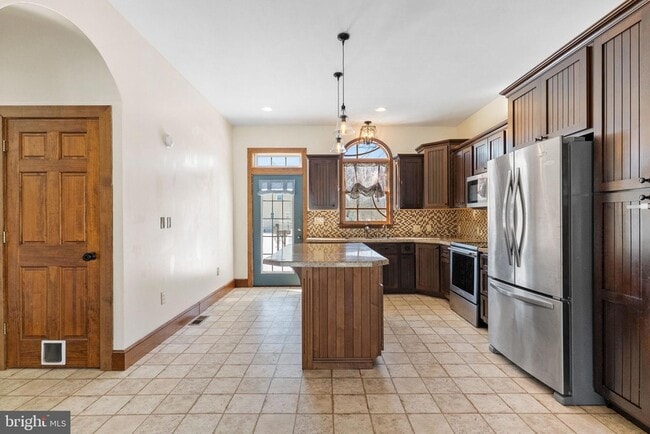 Building Photo - 6 McAllister Church Rd