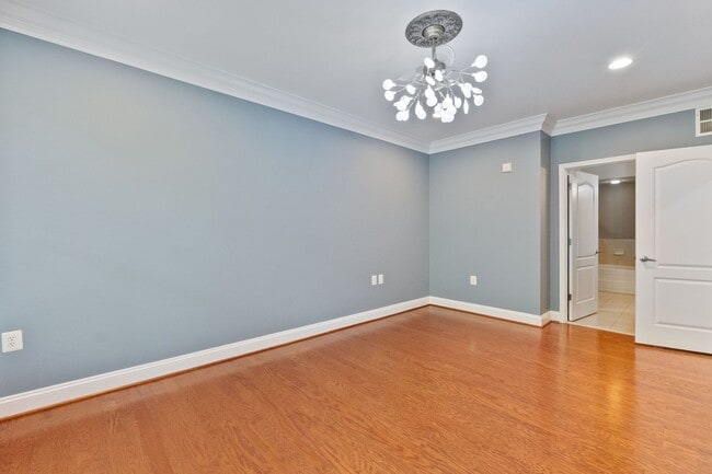 Building Photo - Luxury Old Town Living at The Prescott | 2BR Condo Just Off King Street