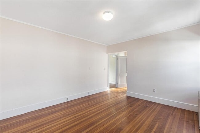 Building Photo - 118 Ocean Ave