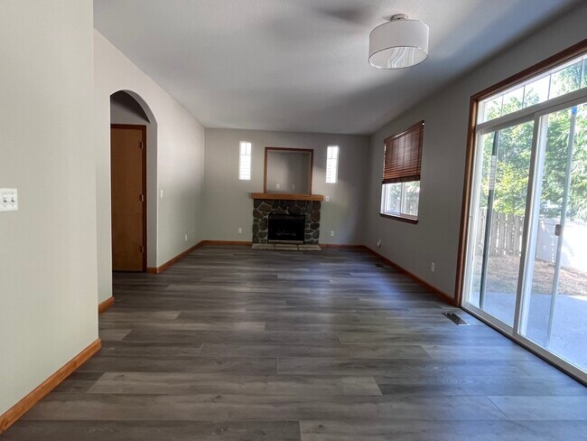 Building Photo - 17210 SE 21st St