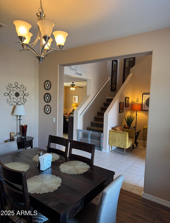 Building Photo - 40571 W Park Hill Dr