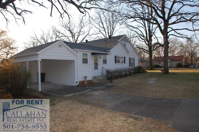 Building Photo - Park Hill 2 Bedroom Home