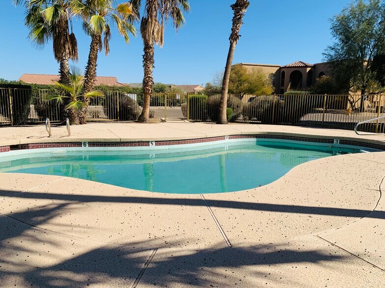 Building Photo - 13035 N 34th St