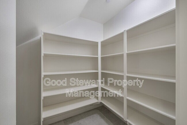 Building Photo - 4387 Avocado Grove Ln