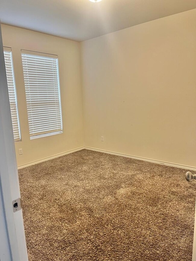 Building Photo - 1626 Boise Dr