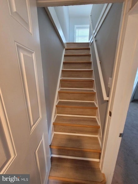 Building Photo - 1929 Gough St