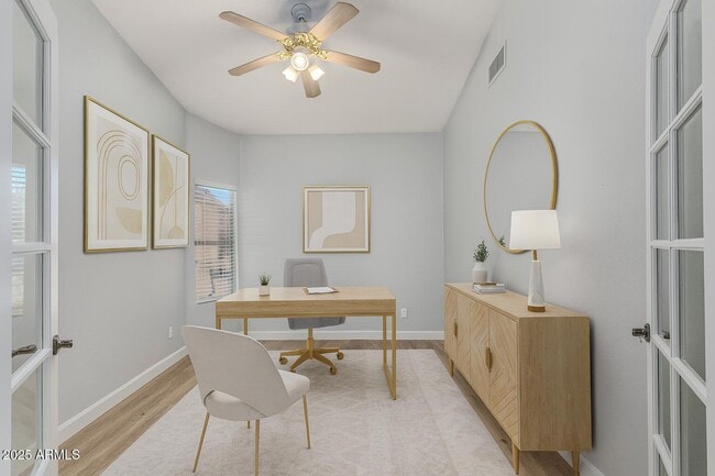 Building Photo - 6410 W Buckskin Trail