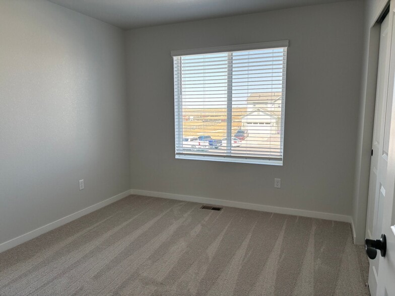 Building Photo - 9443 Danube St