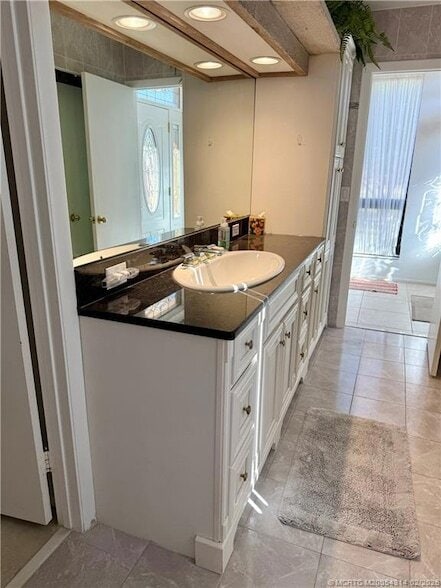 Building Photo - 3304 SE Morningside Blvd