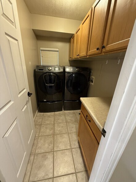 Building Photo - 11651 Mapleberry Ct