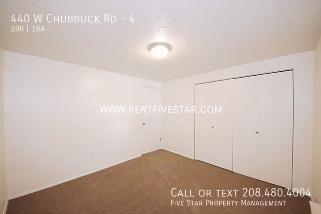 Building Photo - 440 W Chubbuck Rd