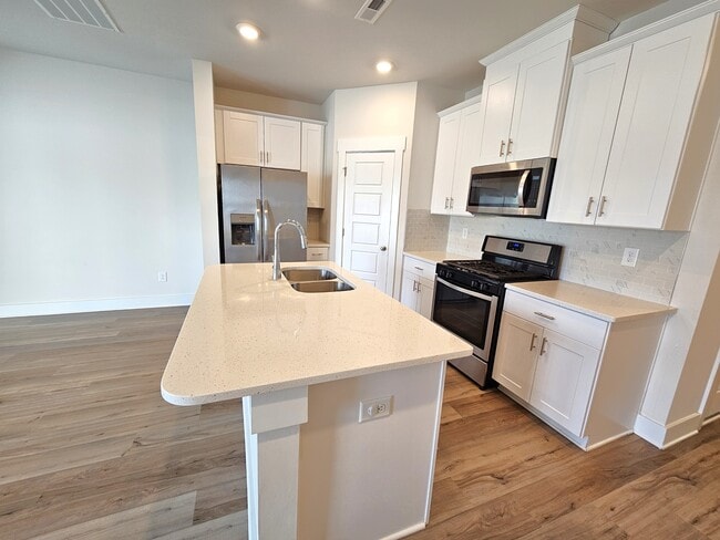 Building Photo - 635 Millwright Wy