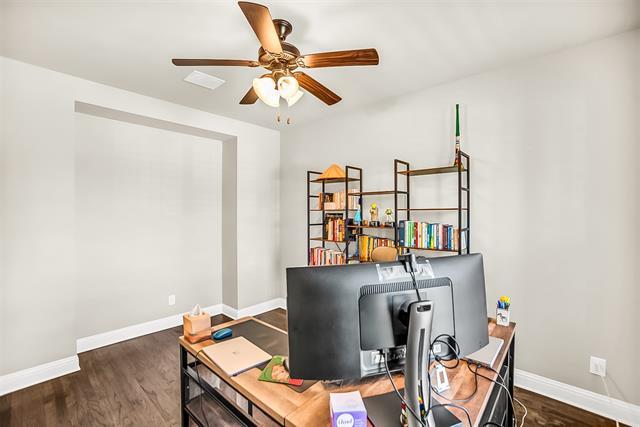 Building Photo - 6913 Barolo Dr