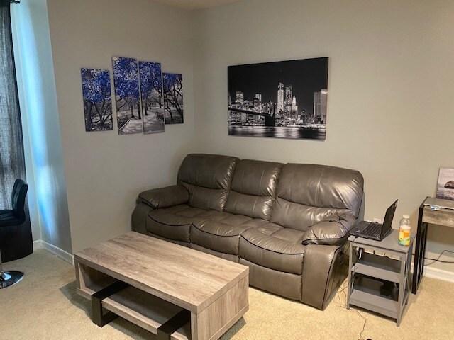 Building Photo - 1480 Broadway