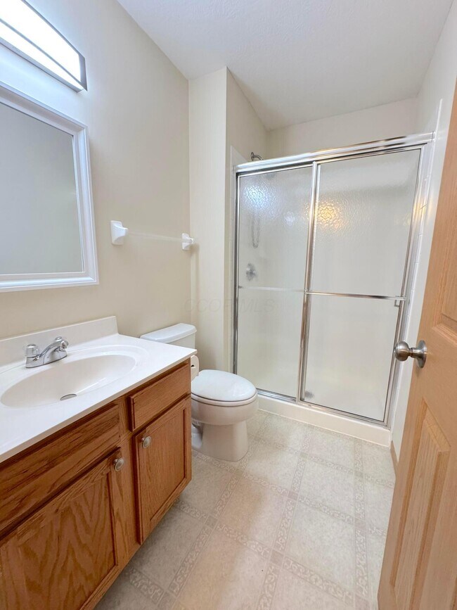 Building Photo - 8577 Clover Glade Dr