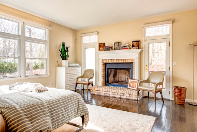 Building Photo - 1 Mountain Laurel Ln