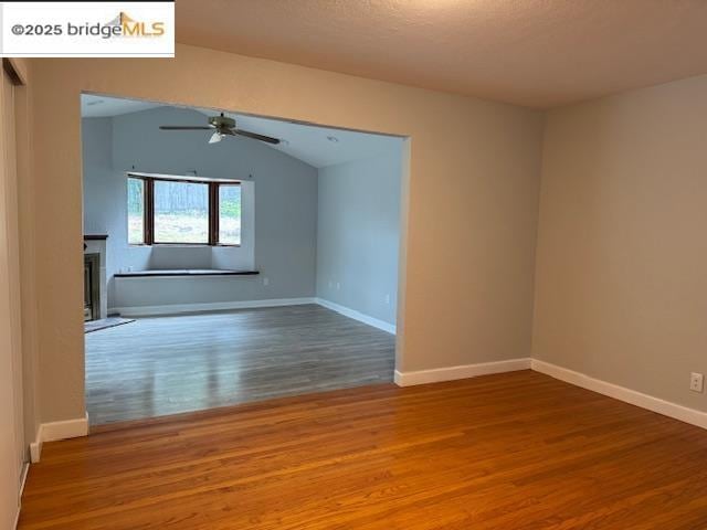 Building Photo - 1027 San Carlos Dr