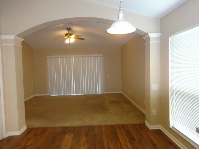 Building Photo - 10407 Paragon Pl