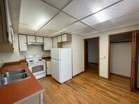 Building Photo - 1111 E Newark Ave