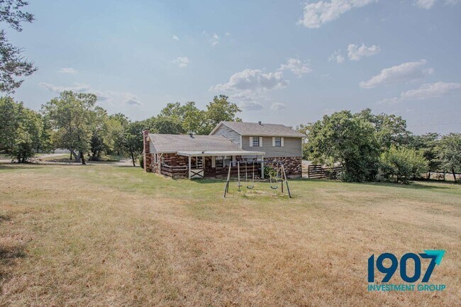 Building Photo - 15008 Ken Rd