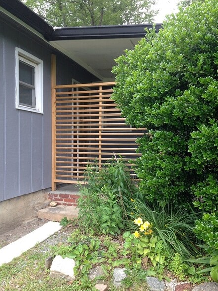 Building Photo - 155b Clement St