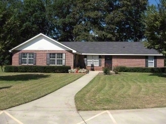 Primary Photo - Madison Square Duplexes