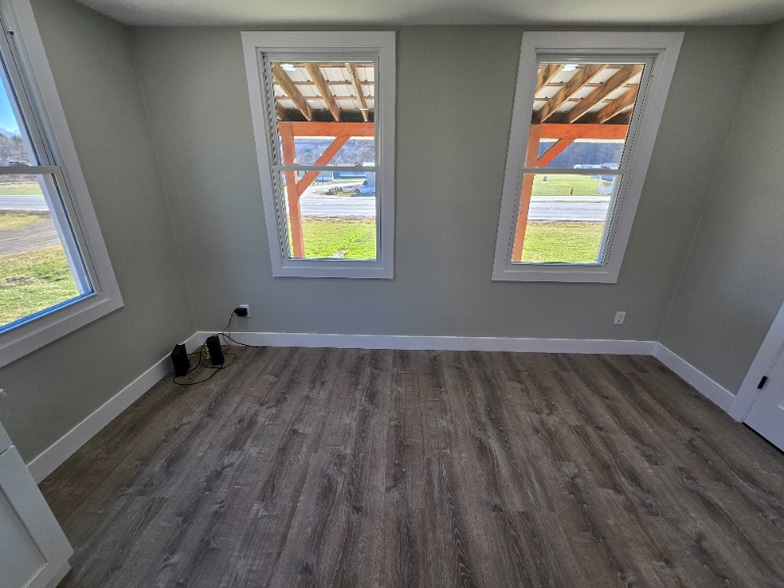 Building Photo - 15581 NY-28