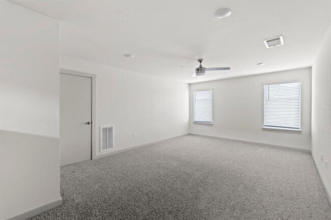 Building Photo - 7404 Sagira Path