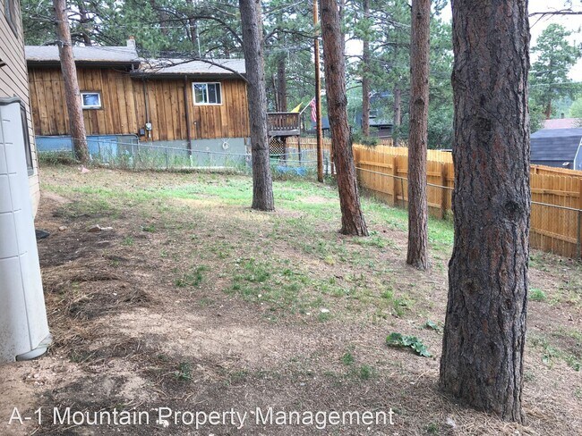 Building Photo - 3 br, 1 bath House - 3008 B Forest Way