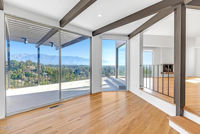 Building Photo - 1685 Poppy Peak Dr
