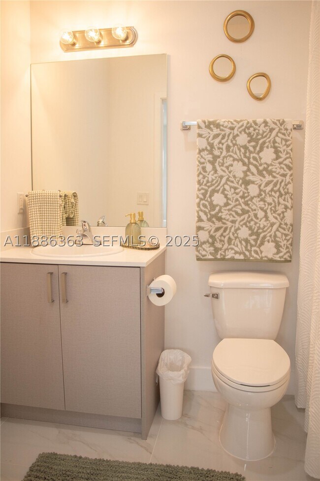 Building Photo - 1455 W 29th St