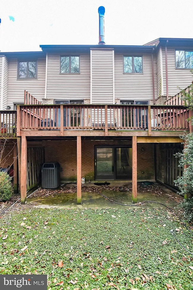 Deck - 1527 Villa Rd