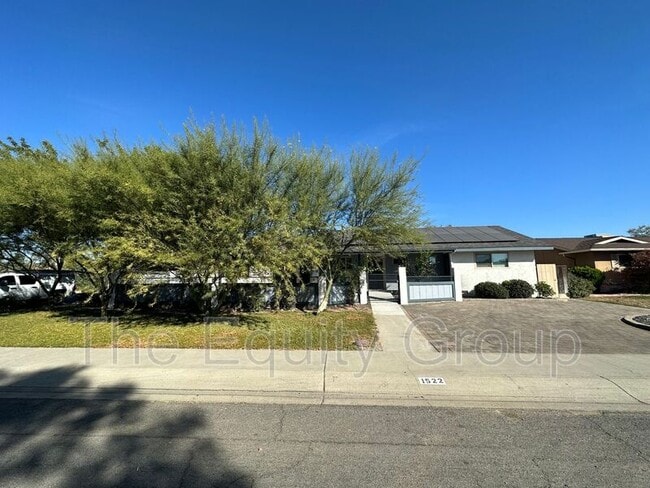 Building Photo - 1522 W Monte Vista Ave