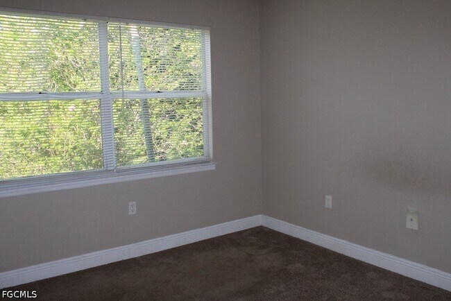 Building Photo - 12550 Equestrian Cir