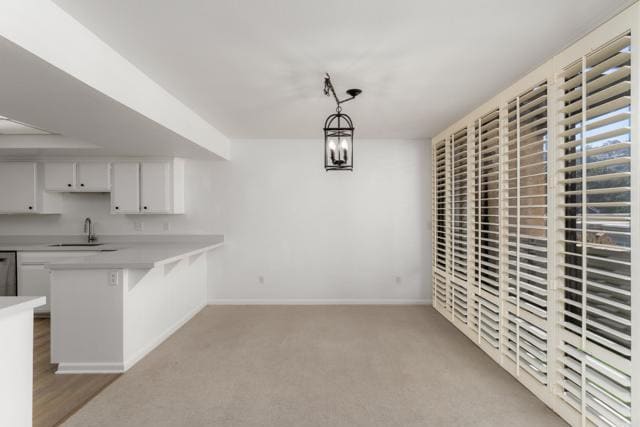 Building Photo - 2420 Torrey Pines Rd