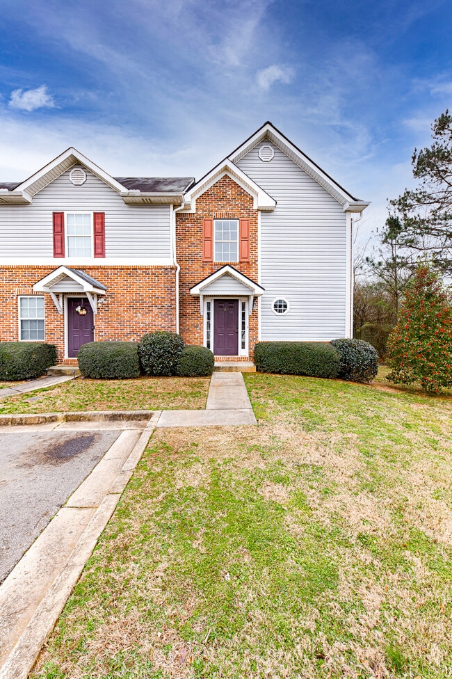 Building Photo - 31 Middlebrook Dr