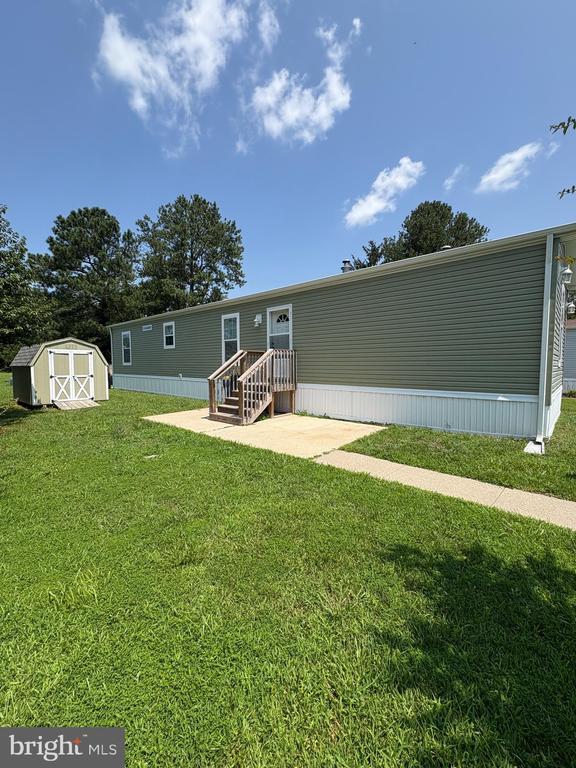 Building Photo - 4 Greenwood Cir