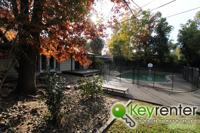 Building Photo - 4741 Foster Way