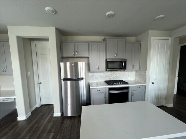 Building Photo - 2638 Settler Hl Dr