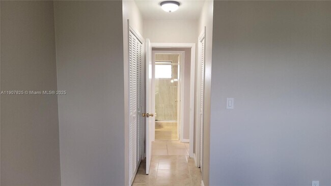 Building Photo - 4731 NW 10th Ct