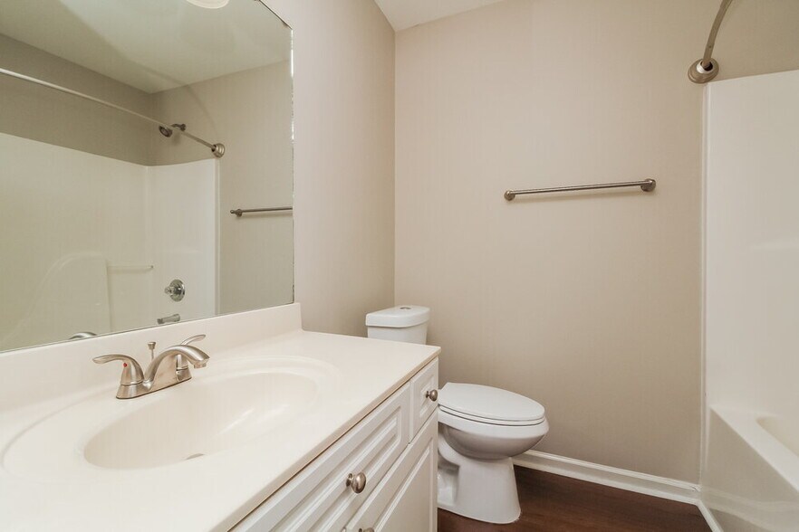Building Photo - 3003 Baker Way